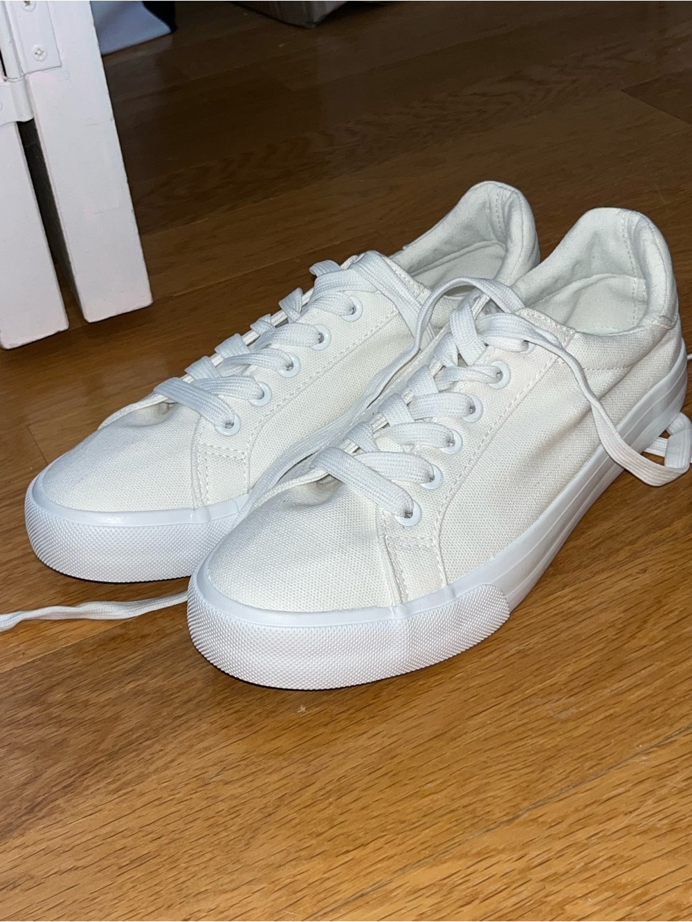 Women’s White Canvas Lace-Up Sneakers